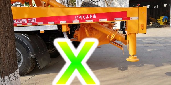 山東泵車價格優(yōu)勢？小型泵車開工前應(yīng)做好哪些準(zhǔn)備工作——科尼樂