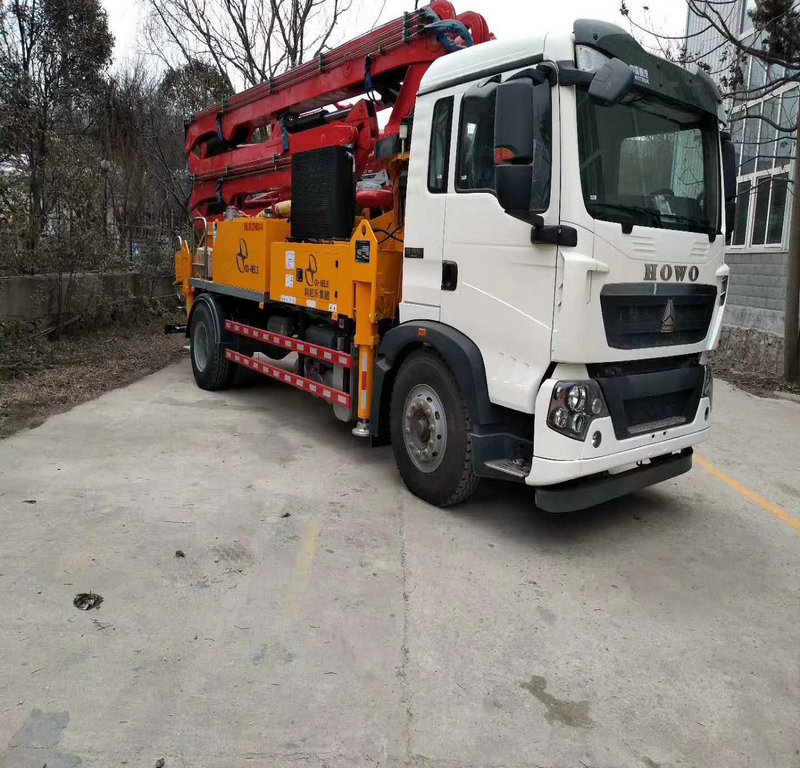 小型混凝土泵車，天泵，小型泵車